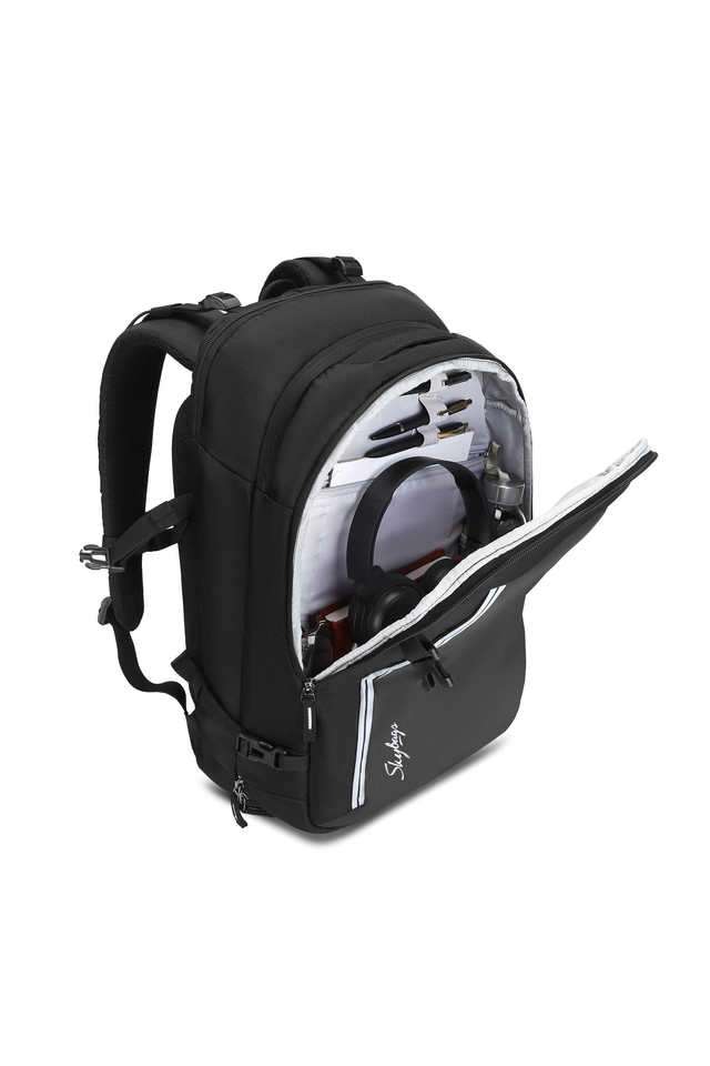 Buy Skybags Black Quest Polyester Men's Casual Wear Weekender