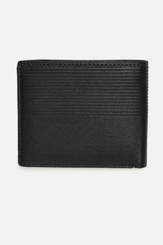 Textured-Leather-Men-s-Formal-Wallet