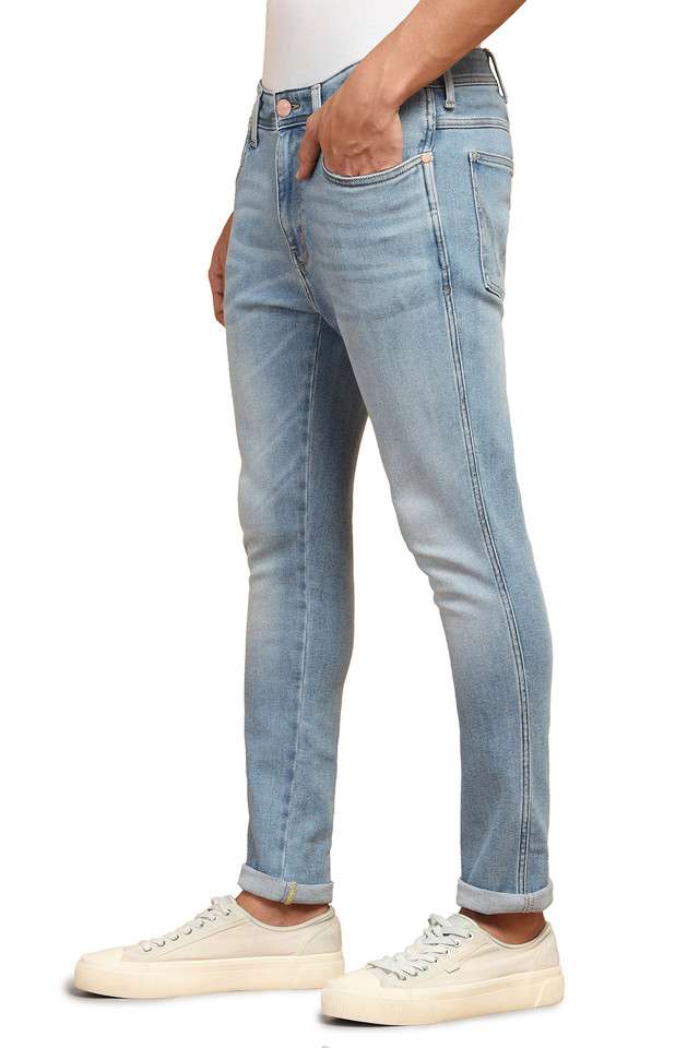 Light-Wash-Cotton-Polyester-Fleece-Tapered-Fit-Men-s-Jeans