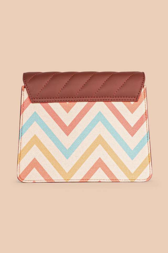 Wavbeach-Beyond-Basic-Sling-Bag