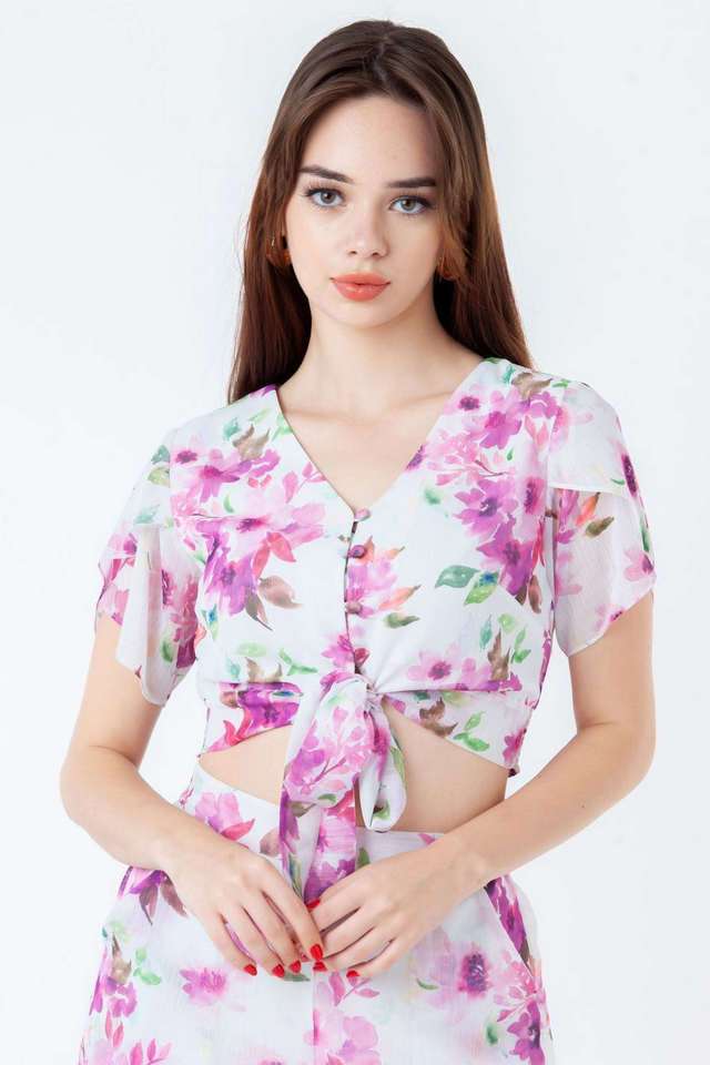 Floral-Polyester-V-Neck-Women-s-Casual-Wear-Top
