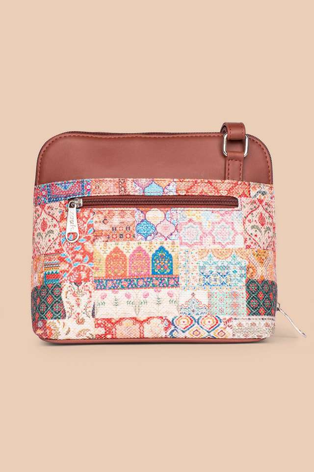 Kutch-Gamthi-OOO-Sling-Bag
