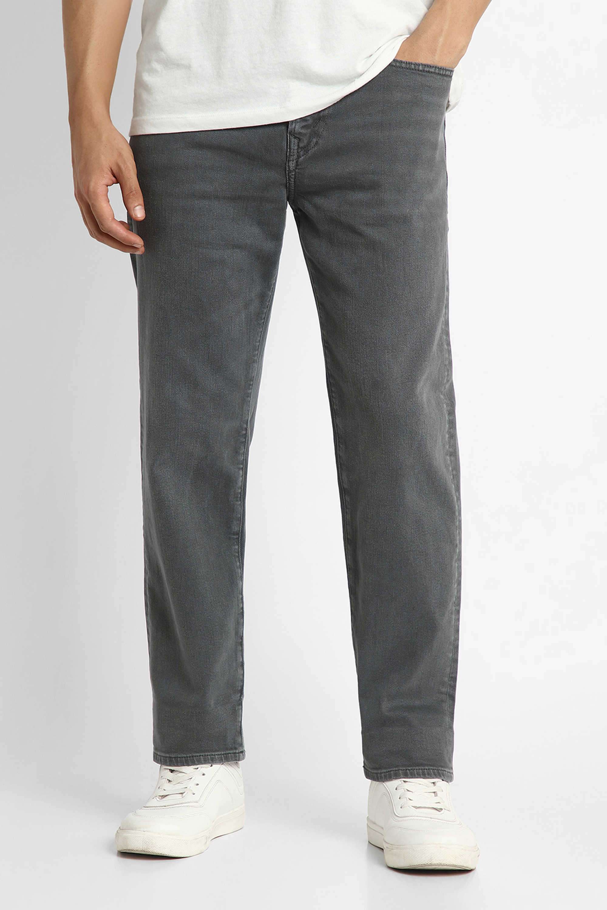 Light-Wash-Cotton-Blend-Straight-Fit-Men-s-Jeans