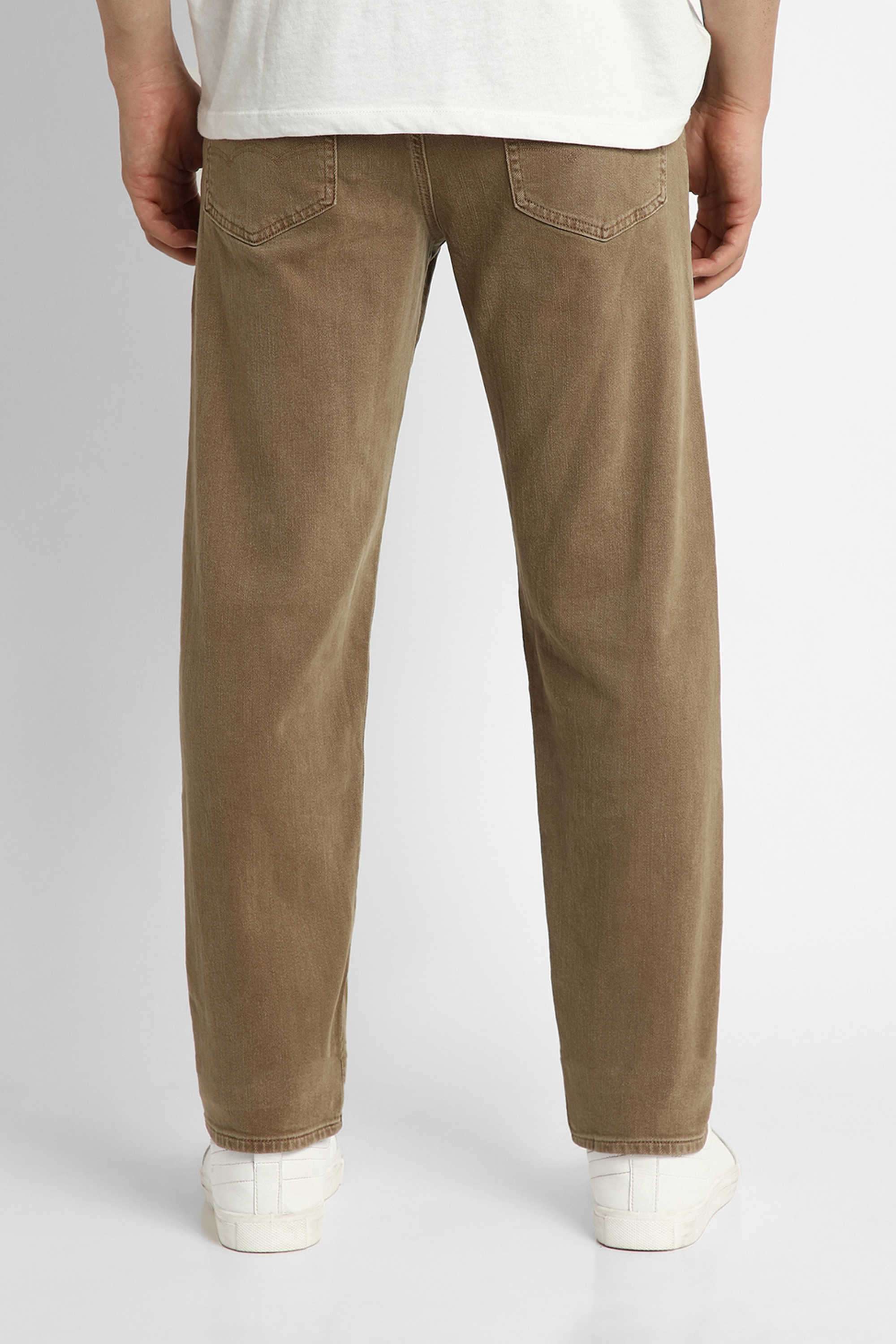 Light-Wash-Cotton-Blend-Straight-Fit-Men-s-Jeans