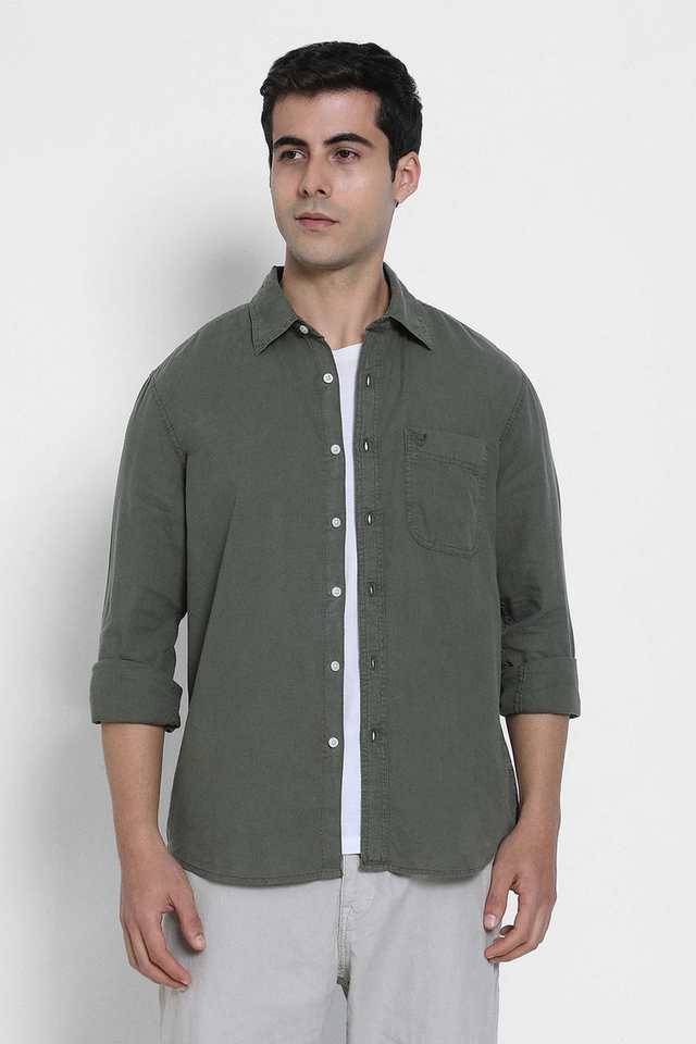 Solid-Cotton-Blend-Regular-Fit-Men-s-Casual-Wear-Shirt