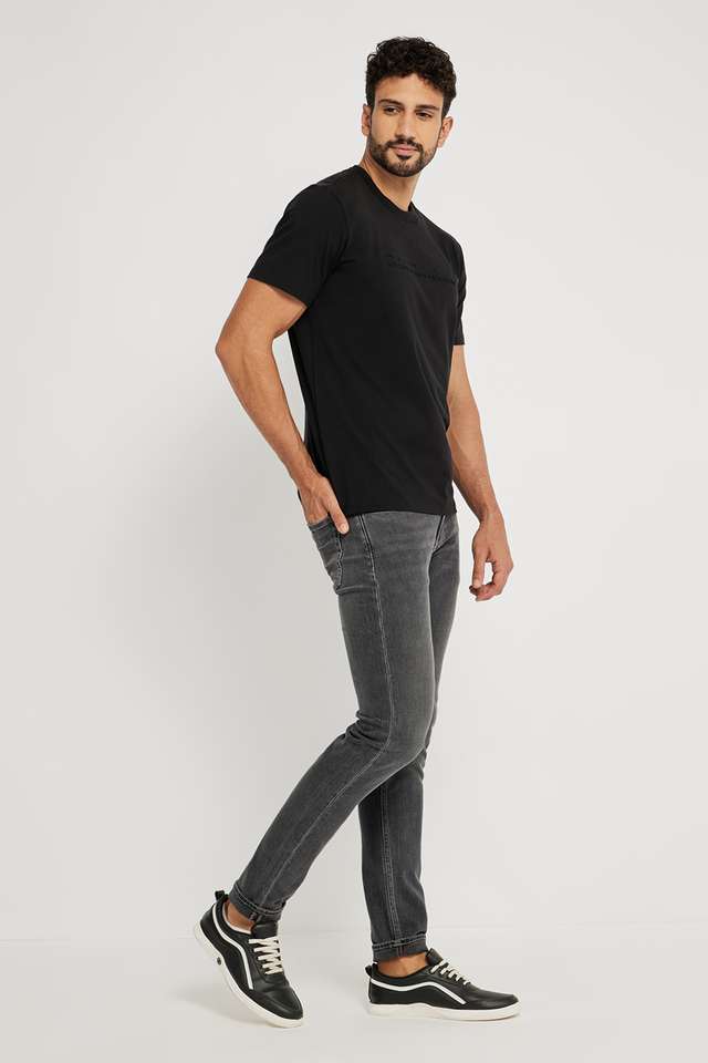 Solid-Blended-Fabric-Regular-Fit-Men-T-Shirt