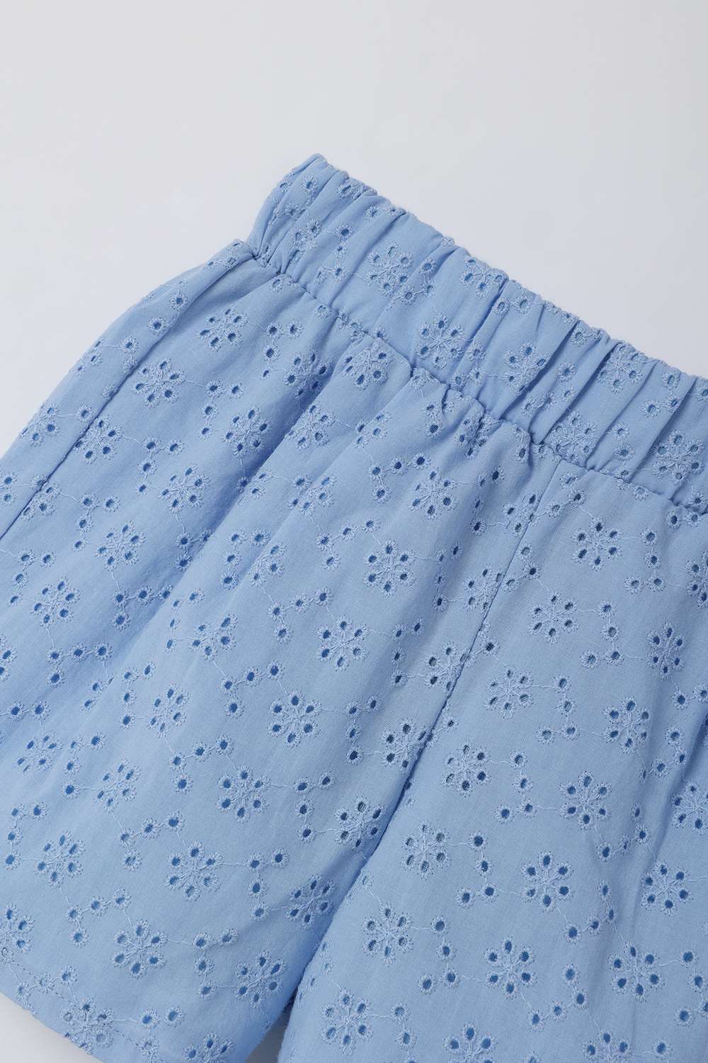 Solid-Blended-Fabric-Regular-Fit-Girls-Shorts