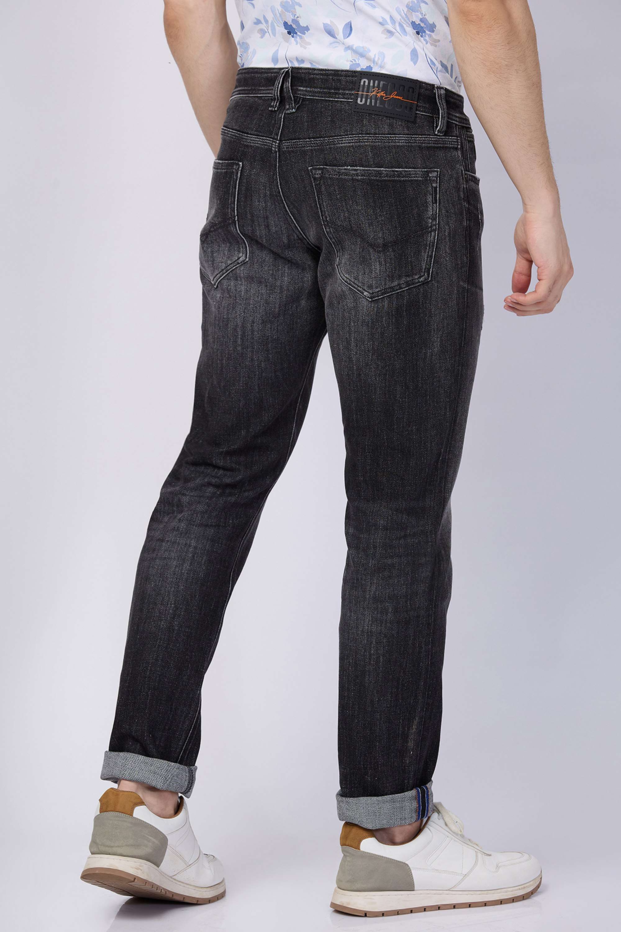 Distressed-Light-Wash-Polyester-Cotton-Slim-Fit-Men-s-Jeans