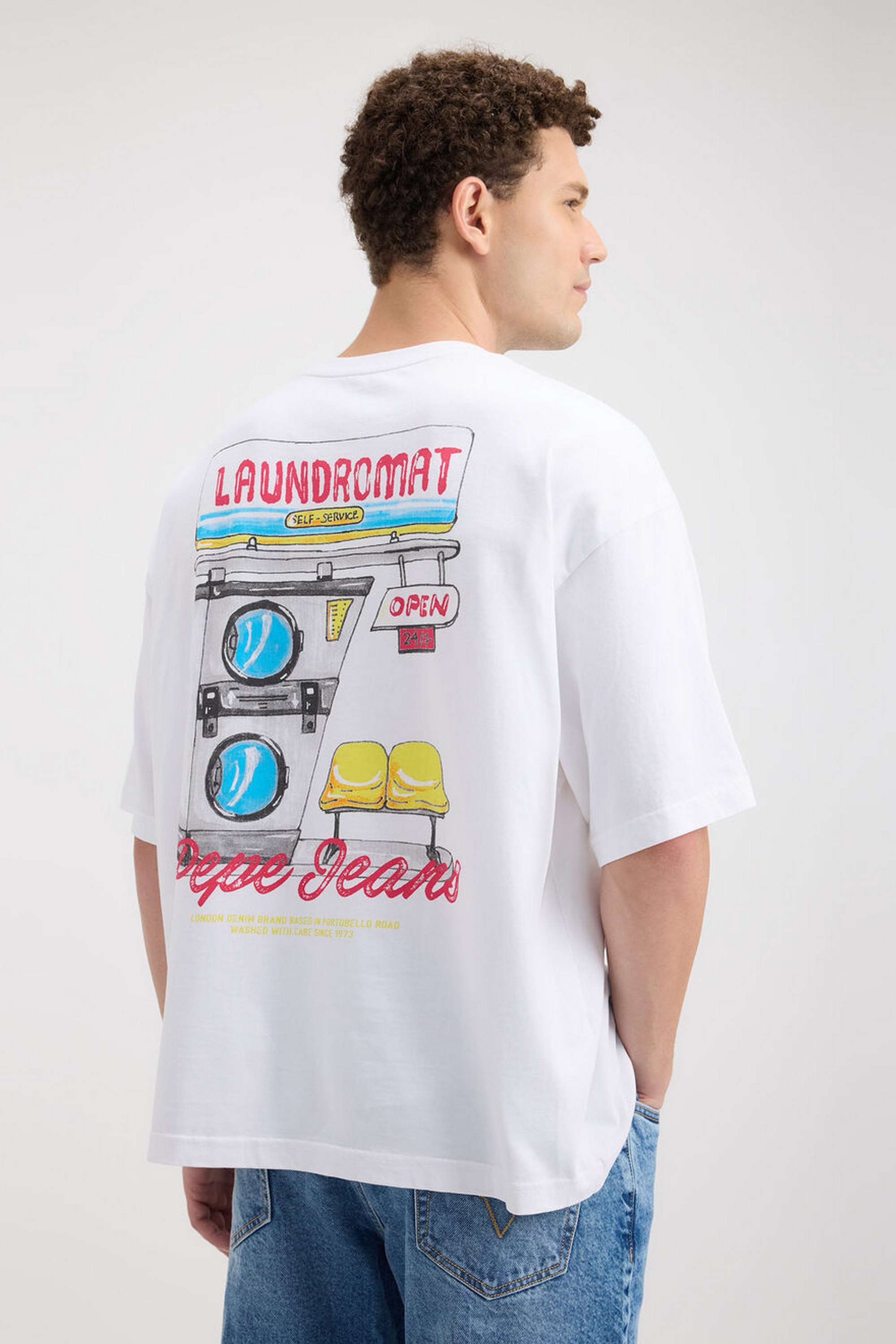 Graphic-Print-Cotton-Regular-Fit-Men-T-Shirt