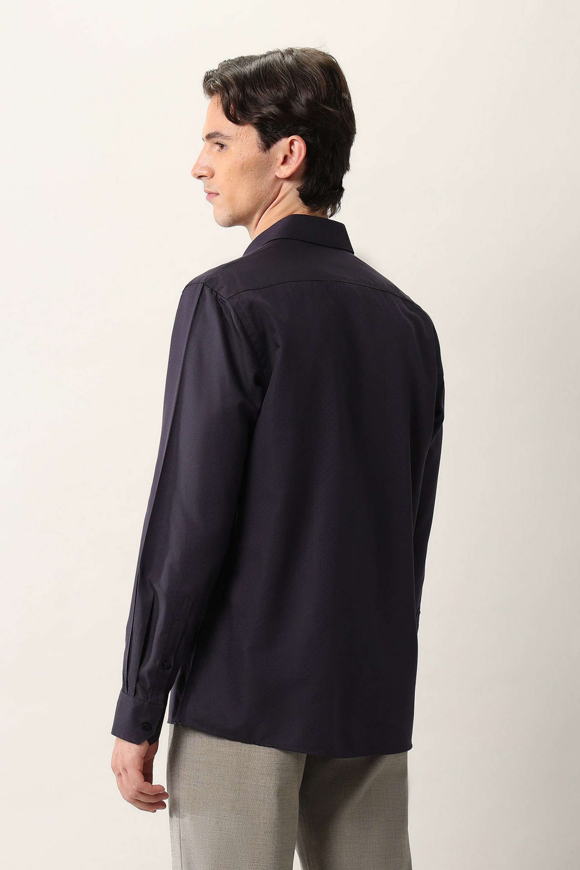 Solid-Blended-Fabric-Regular-Fit-Men-s-Formal-Shirt