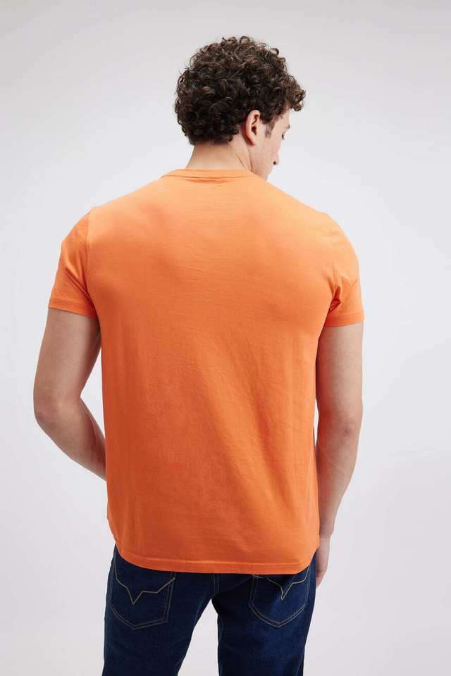 Printed-Cotton-Slim-Fit-Men-T-Shirt
