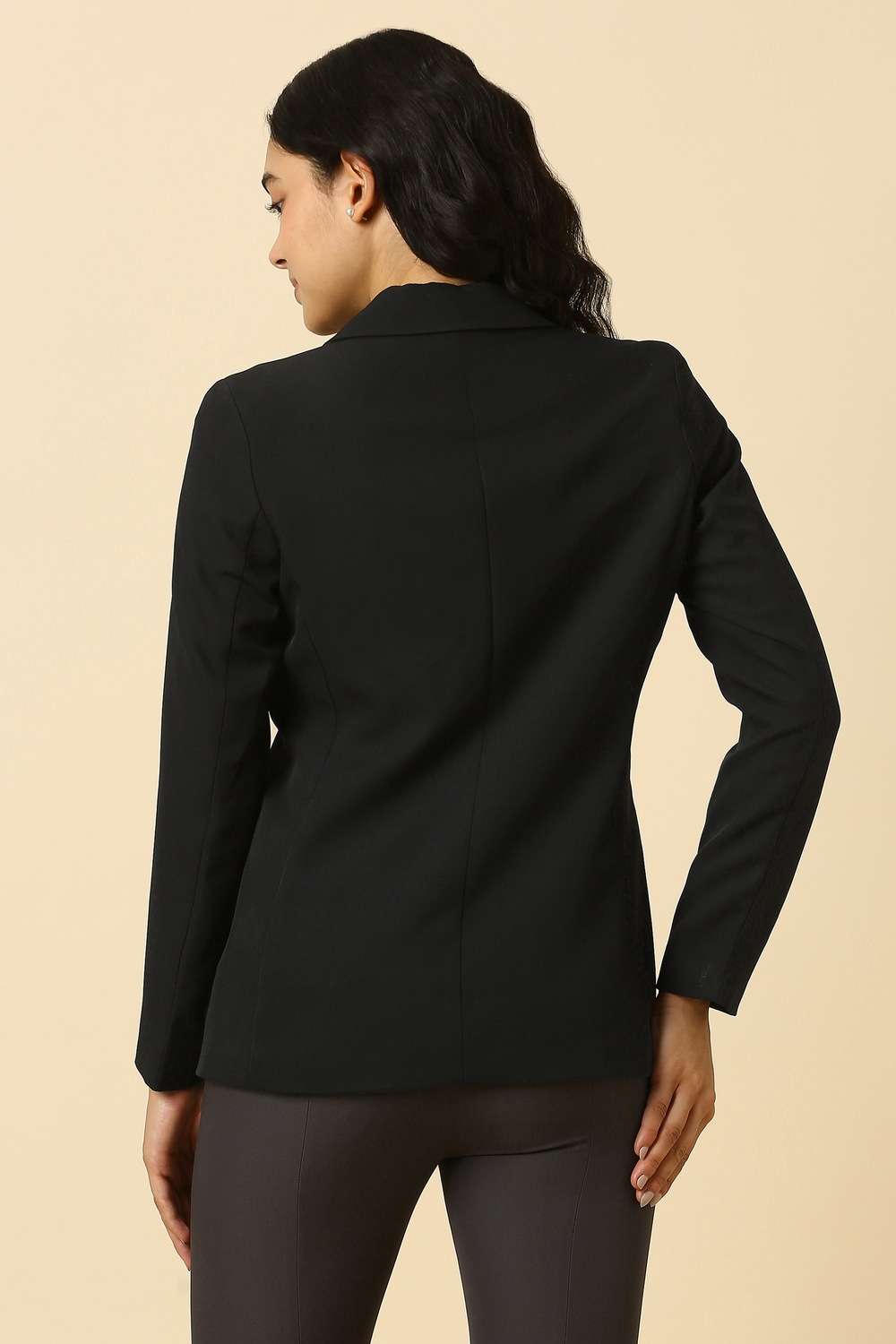 Solid-Blended-Fabric-Regular-Fit-Women-s-Blazer