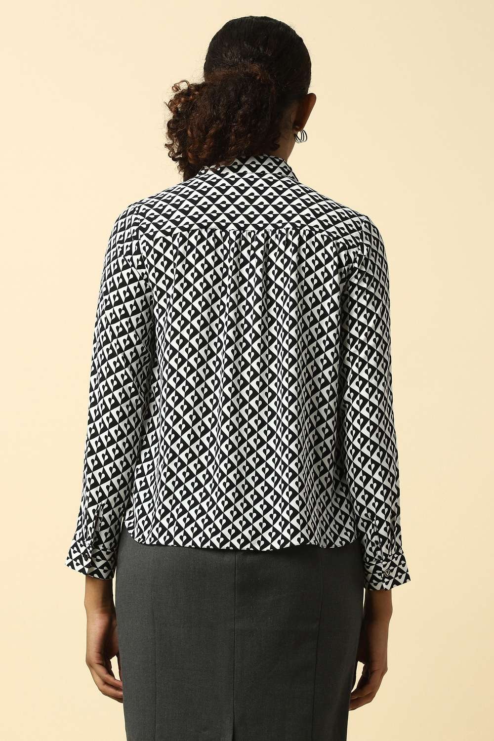 Printed-Polyester-Tie-Up-Neck-Women-s-Top