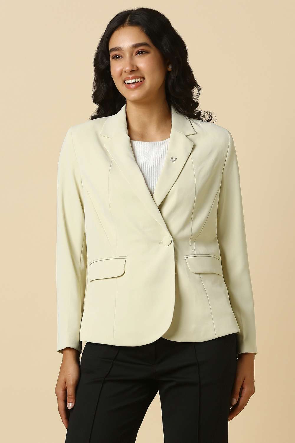 Solid-Polyester-Regular-Fit-Women-s-Blazer