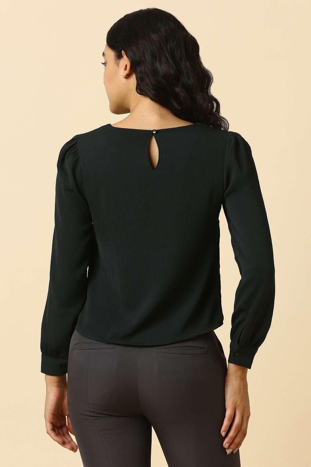 Solid-Polyester-Round-Neck-Women-s-Top