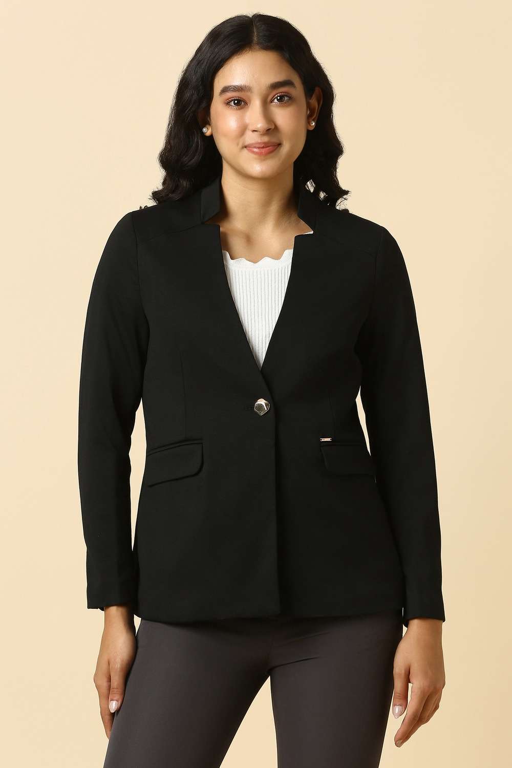 Solid-Polyester-Regular-Fit-Women-s-Blazer