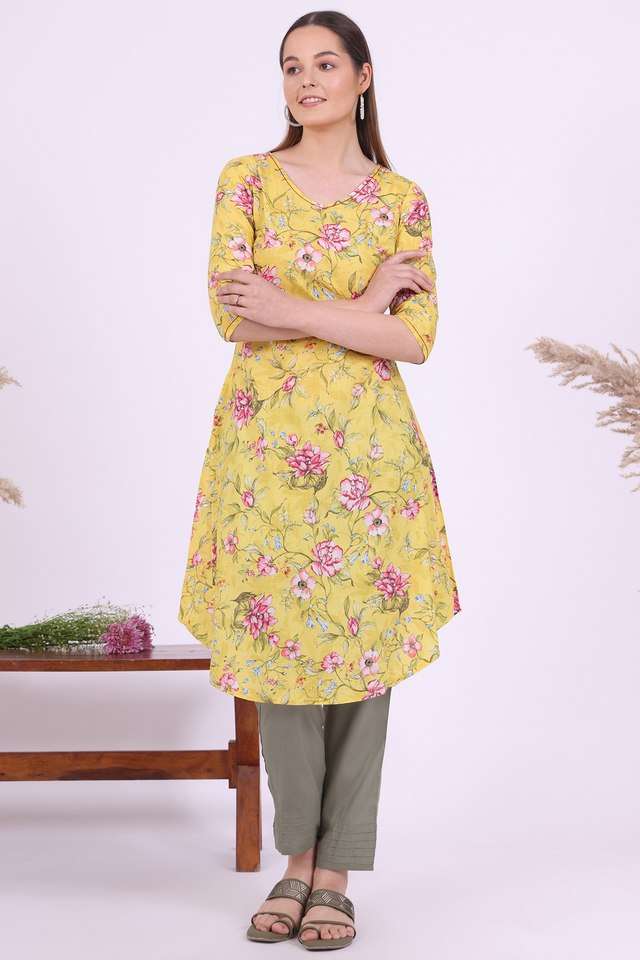 Floral-Blended-Fabric-Regular-Fit-Women-s-Straight-Kurta