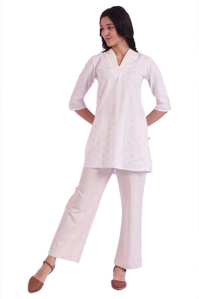 Geometric-Print-Cotton-Blend-V-Neck-Women-s-Casual-Wear-Kurti