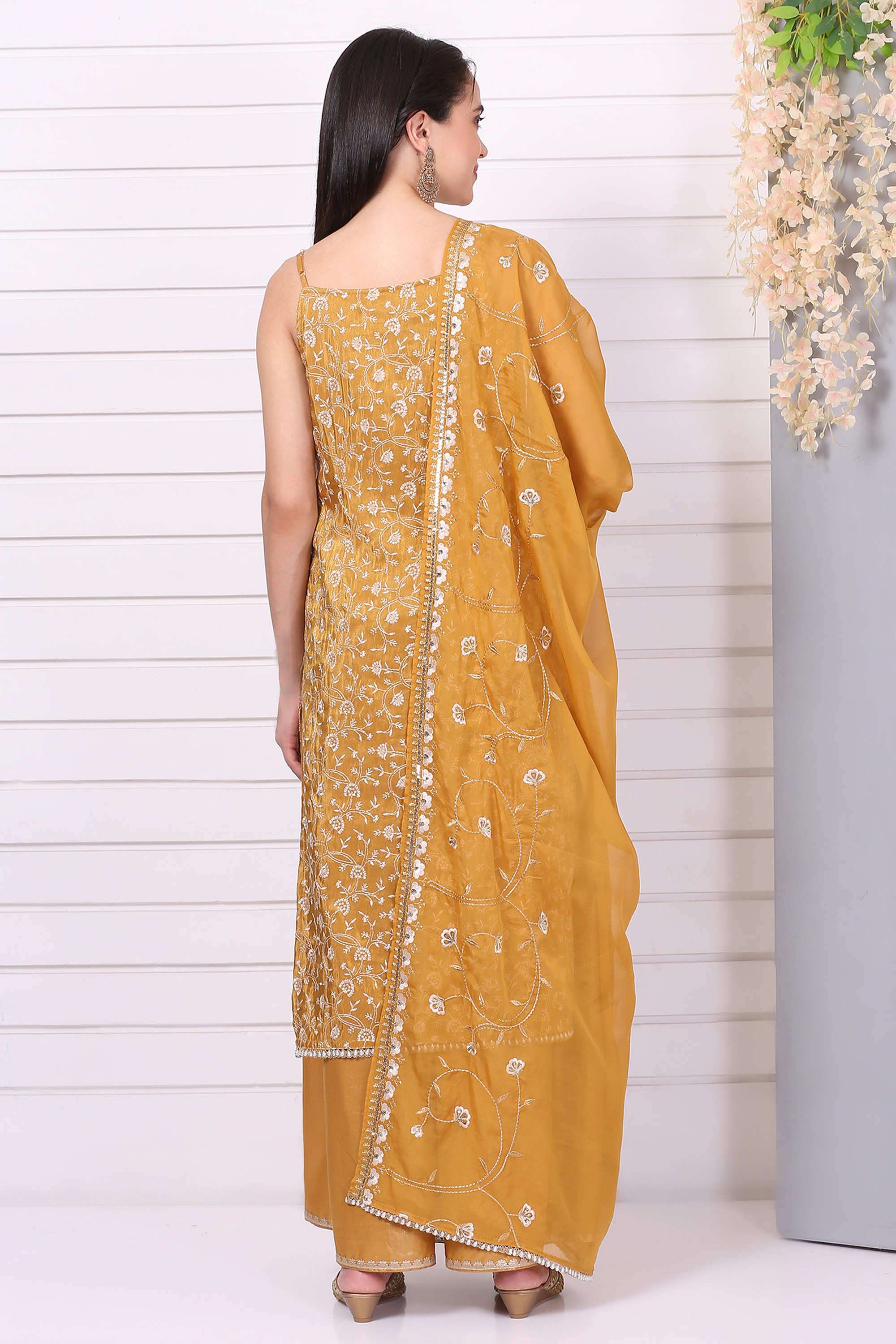 Embroidered-Calf-Length-Viscose-Blend-Woven-Women-s-Kurta-Set