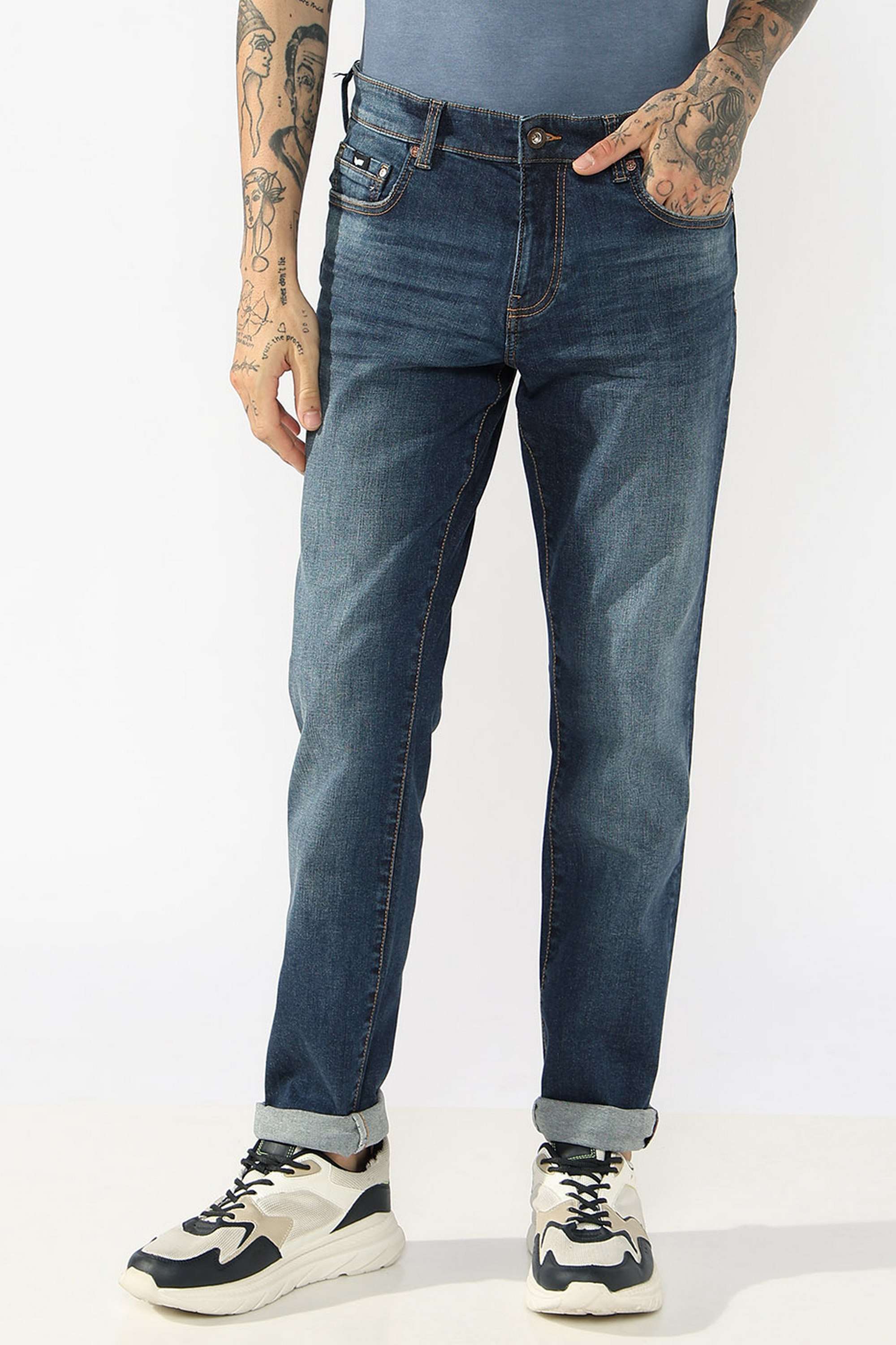 Light-Wash-Blended-Fabric-Slim-Fit-Men-s-Jeans