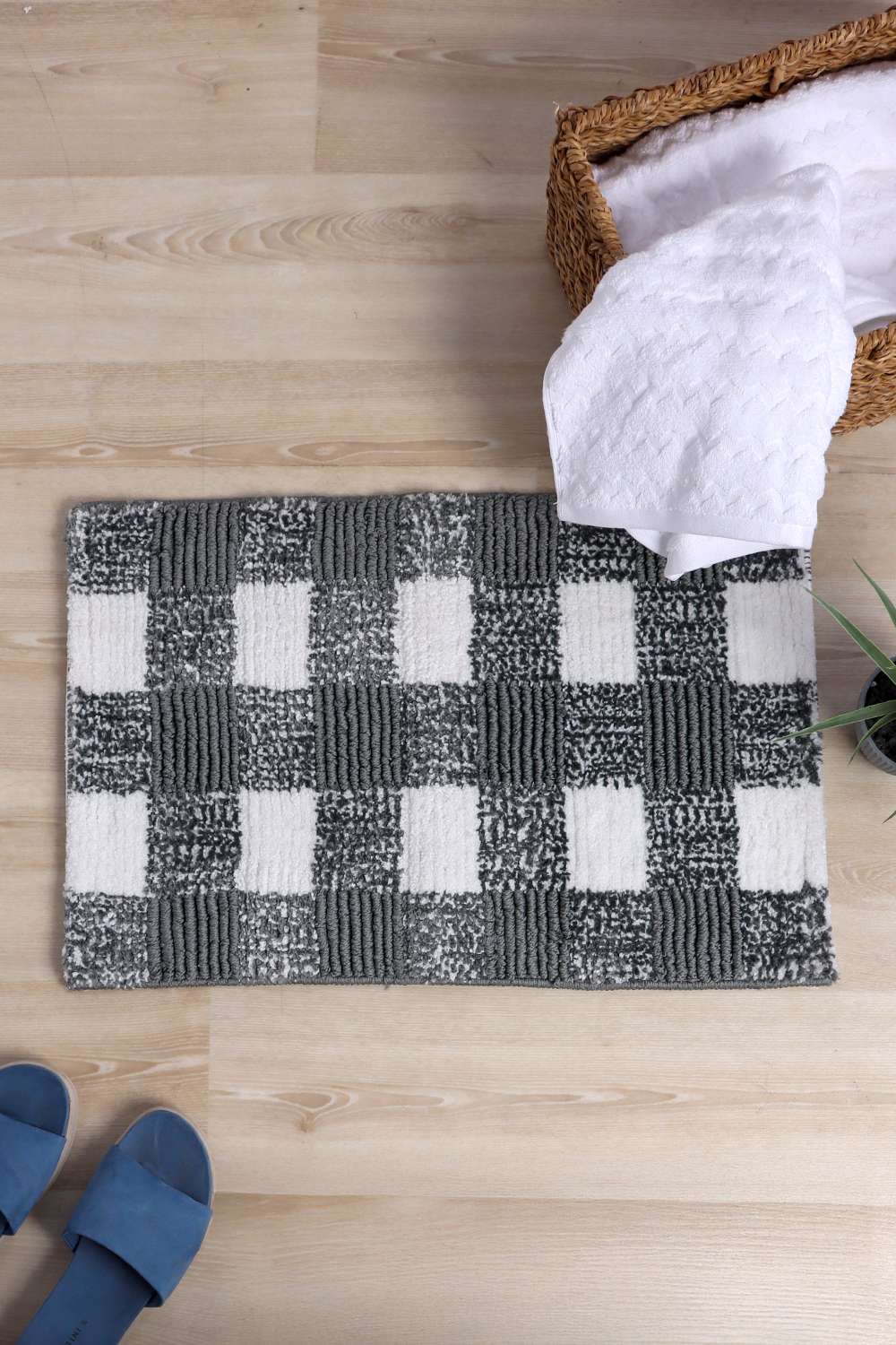 Noah-Checked-Grey-Bathmat-40X60-Cm