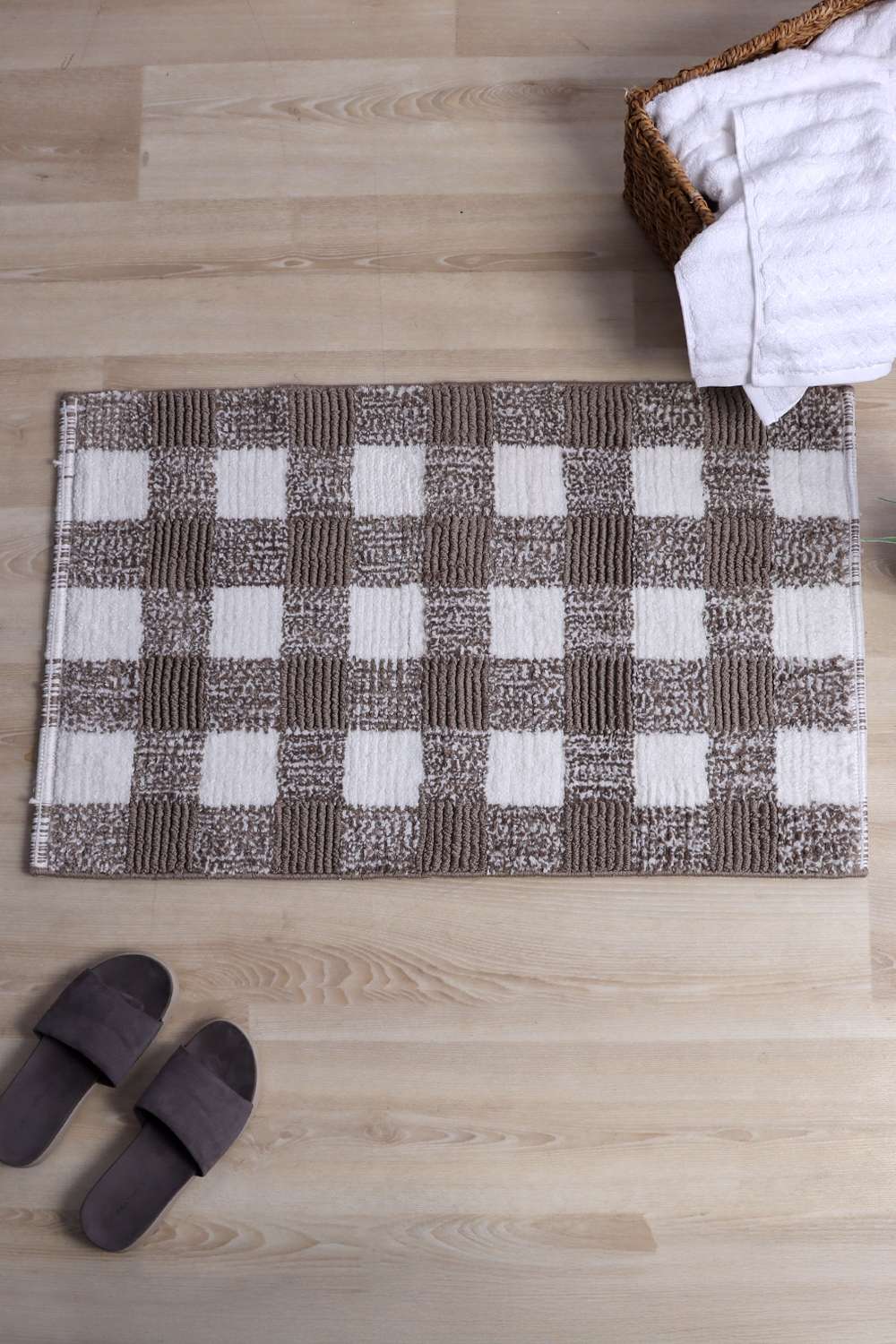 Noah-Checked-Taupe-Bathmat-50X80-Cm