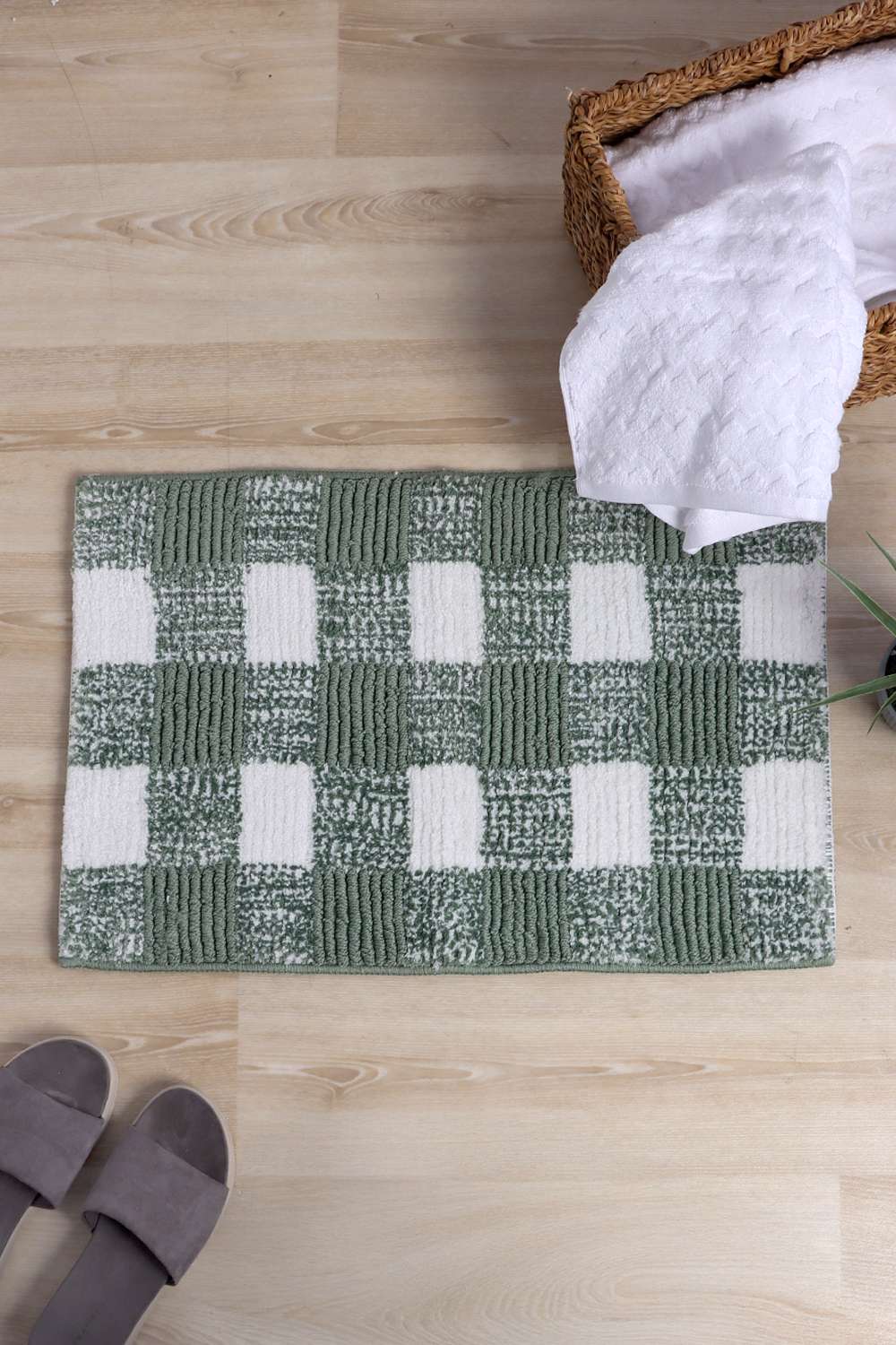 Noah-Checked-Mint-Bathmat-50X80-Cm