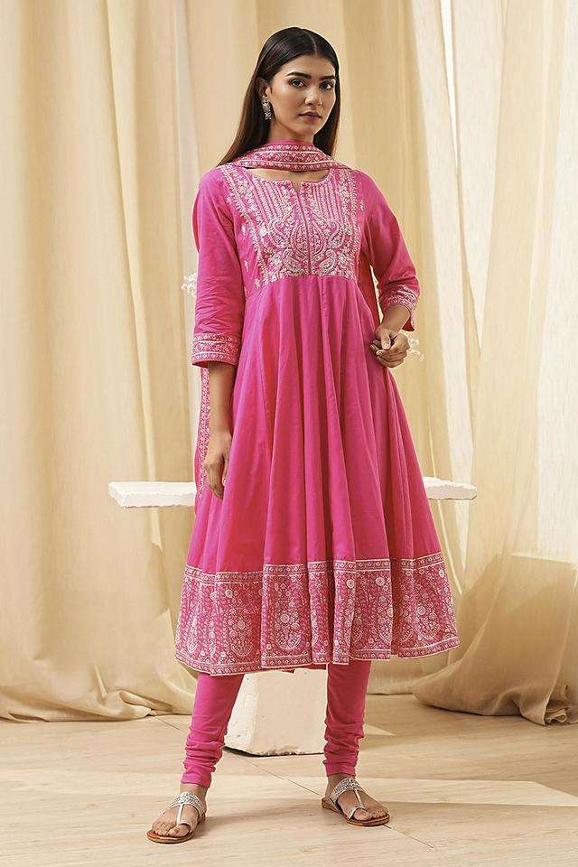 Embroidered-Chambray-Women-s-Kurta-Set