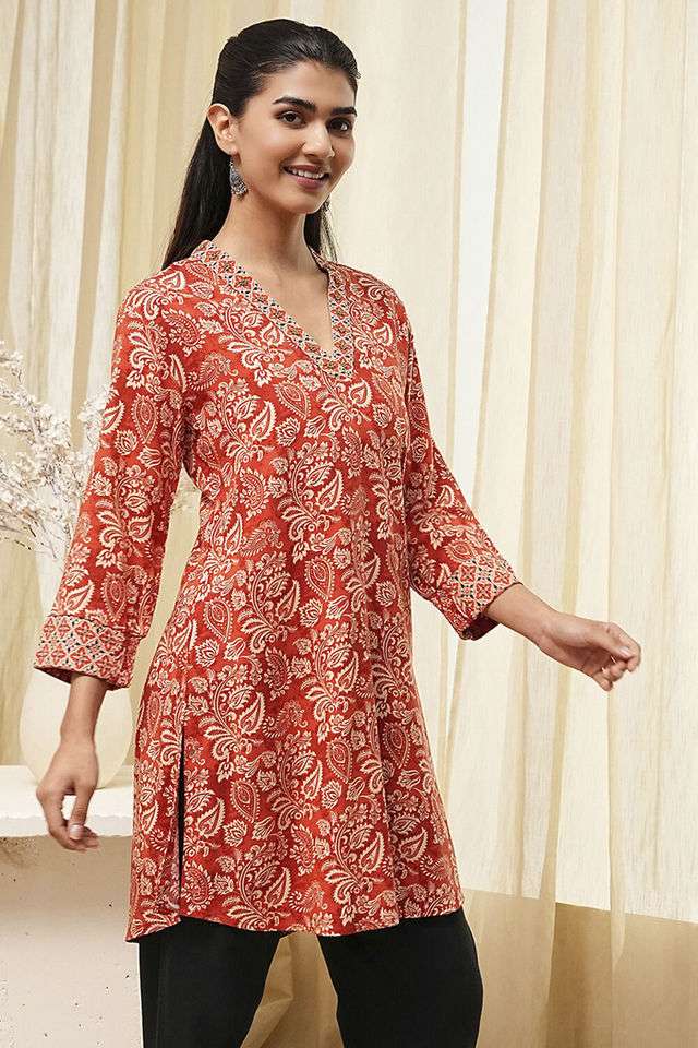Printed-Rayon-V-Neck-Women-s-Casual-Wear-Kurta