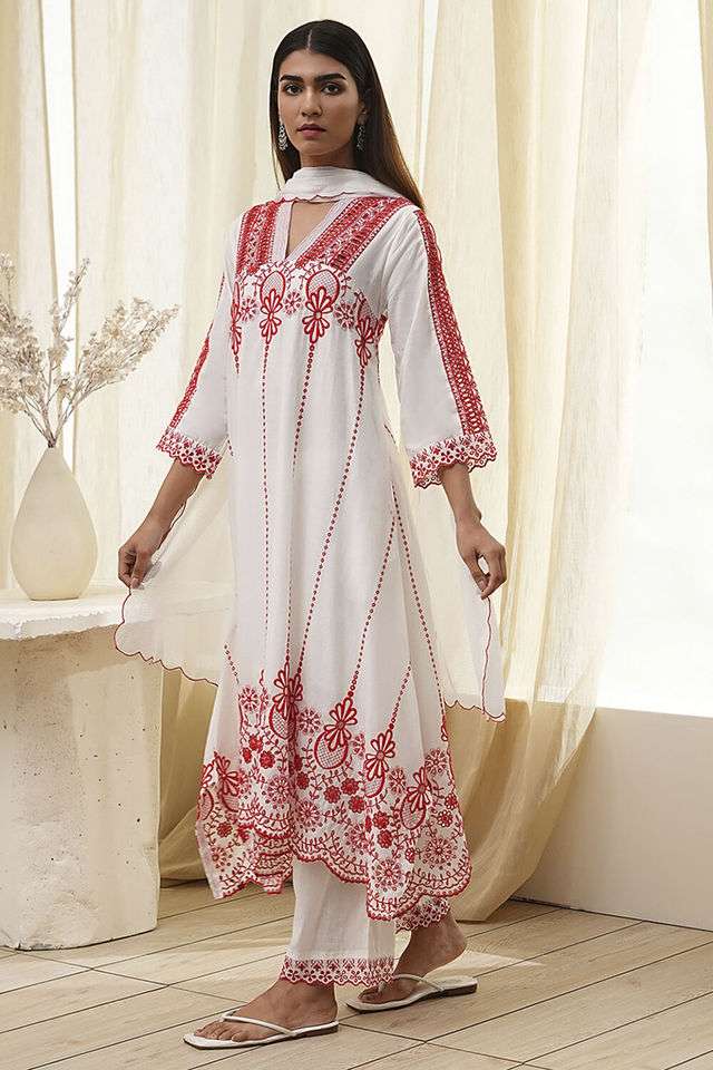 Embroidered-Blended-Fabric-Women-s-Kurta-Set
