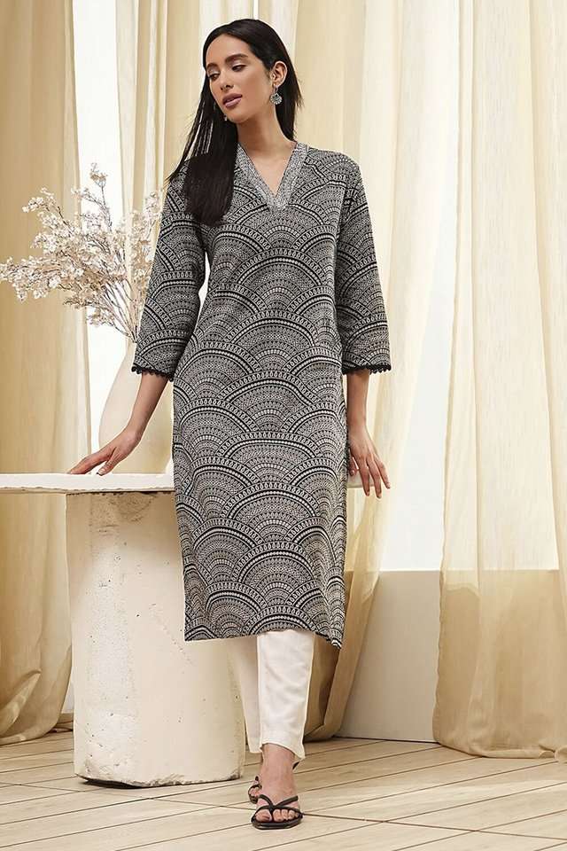 Printed-Chambray-V-Neck-Women-s-Casual-Wear-Kurta