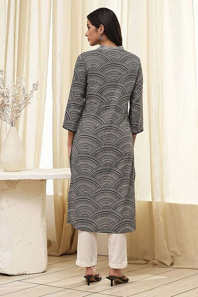 Printed-Chambray-V-Neck-Women-s-Casual-Wear-Kurta