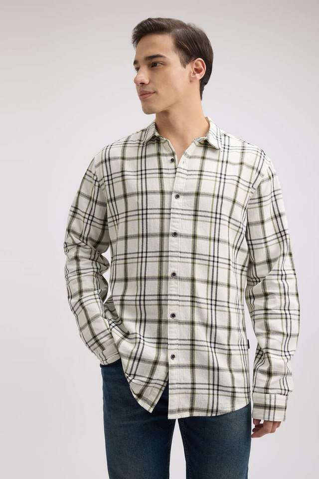 Checks-Cotton-Regular-Fit-Men-s-Casual-Wear-Shirt