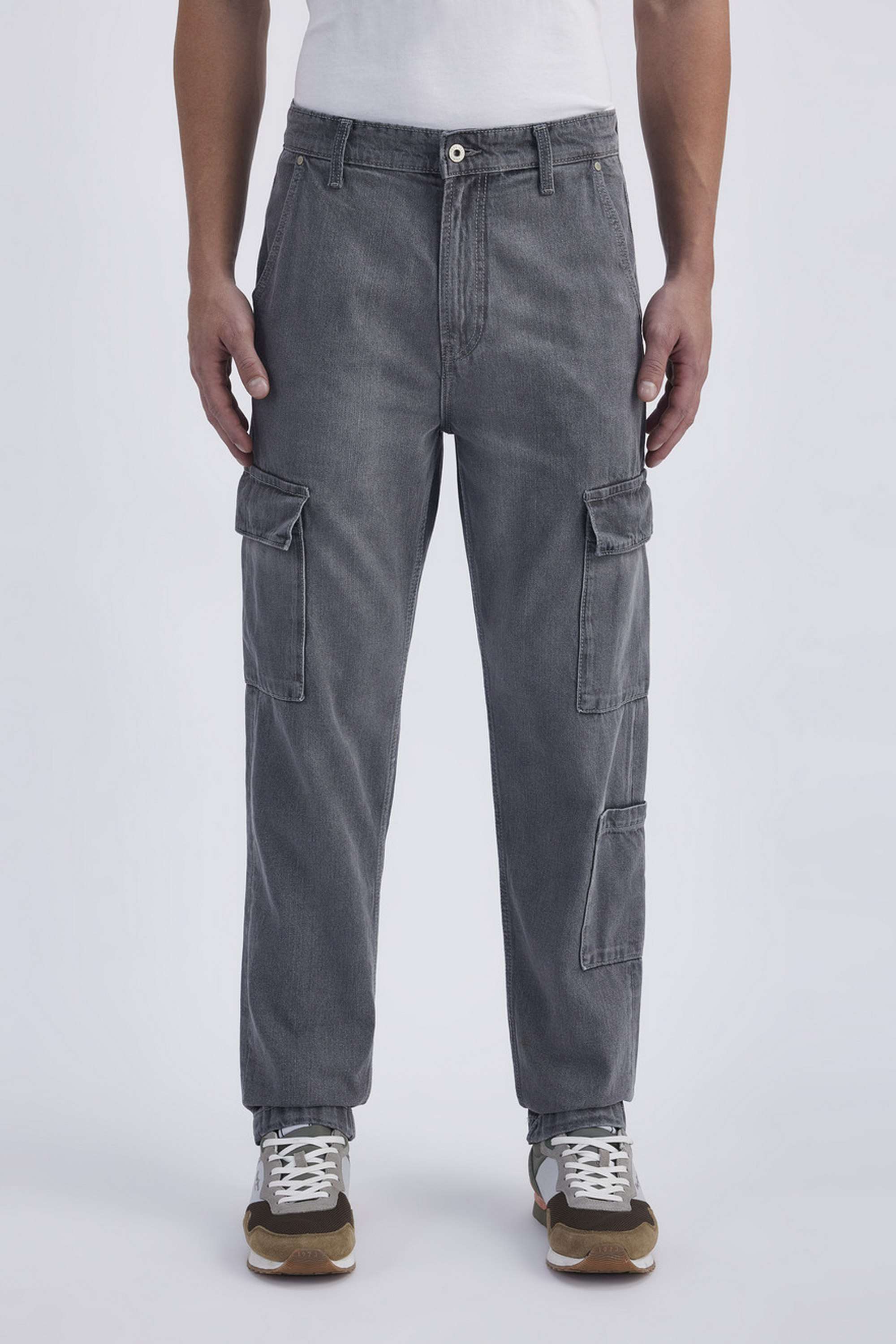 Light-Wash-Cotton-Regular-Fit-Men-s-Jeans