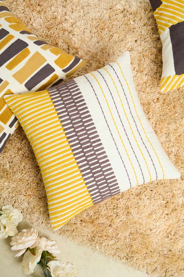 Maze-Stirpe-Ochre-Cc-40x40-cm