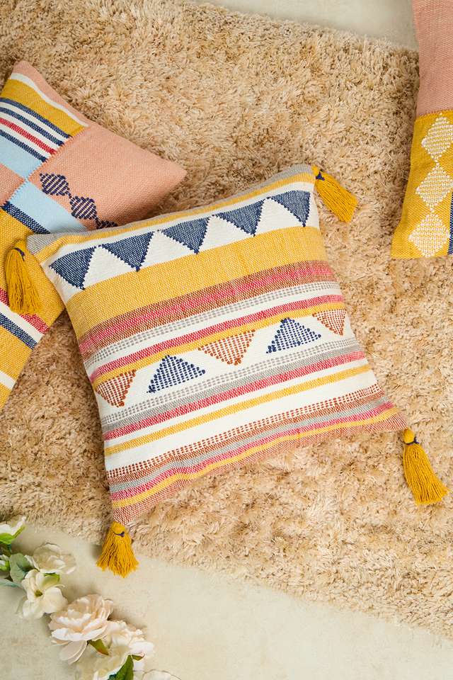 GI-Maoris-Traingle-Mlt-Cushion-Cover-40X40-Cm