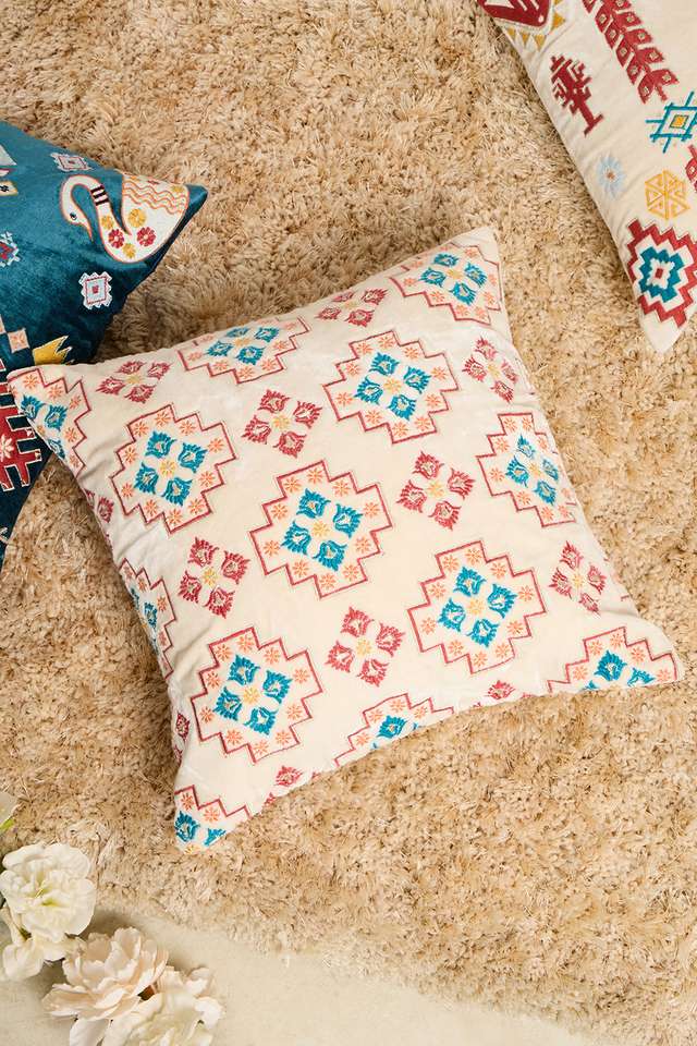 GI-Nomad-Allover-Geo-Ofw-Cushion-Cover-40X40-Cm