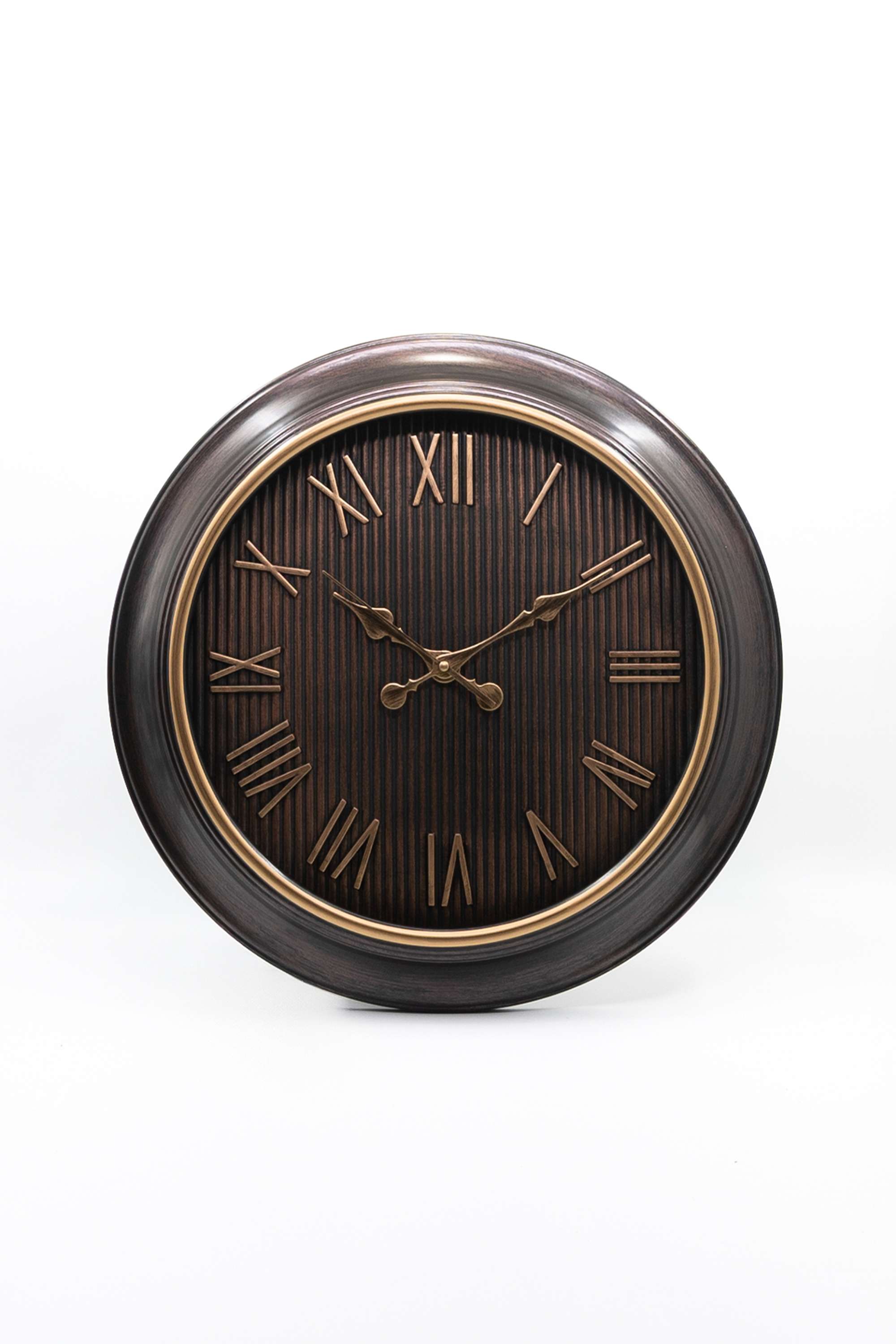 Kaizen-roman-rib-plastic-wall-clock-blk-45x45