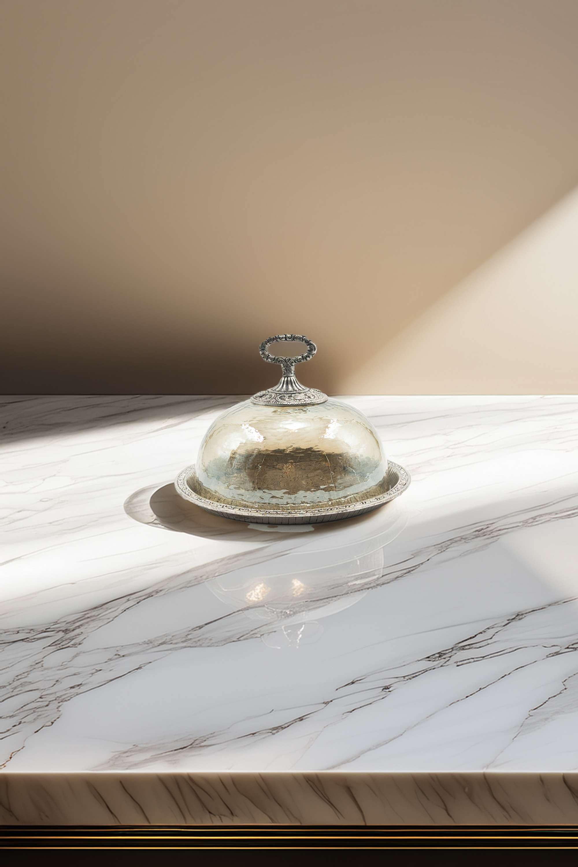 Global-Indian-Nora-Metal-Lusture-Platter-Gold-22Cm