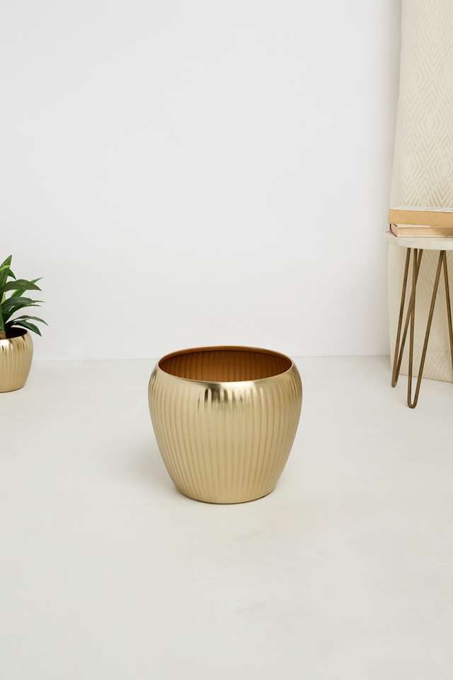 Aspen-Indie-Gloss-Ribbed-Planter-23Cm