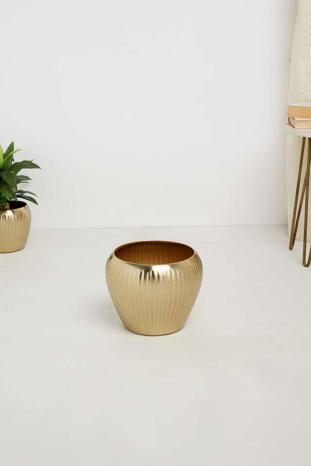 Aspen-Indie-Gloss-Ribbed-Planter-17Cm