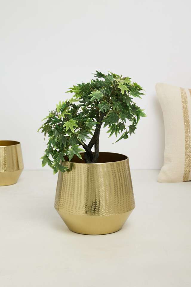 Treasures-Textured-Metal-Planter-Gold-20-Cm