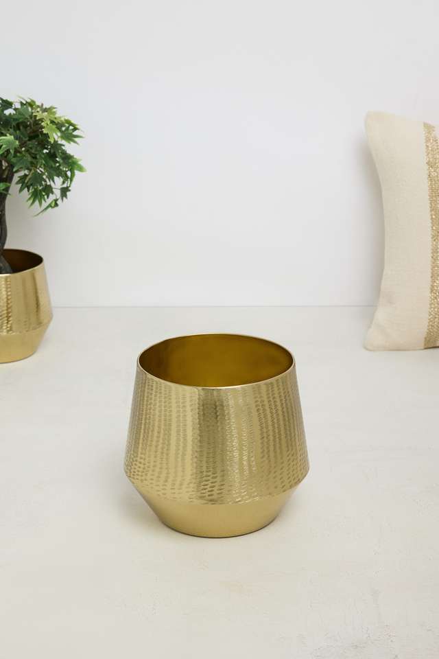 Treasures-Textured-Metal-Planter-Gold-20-Cm