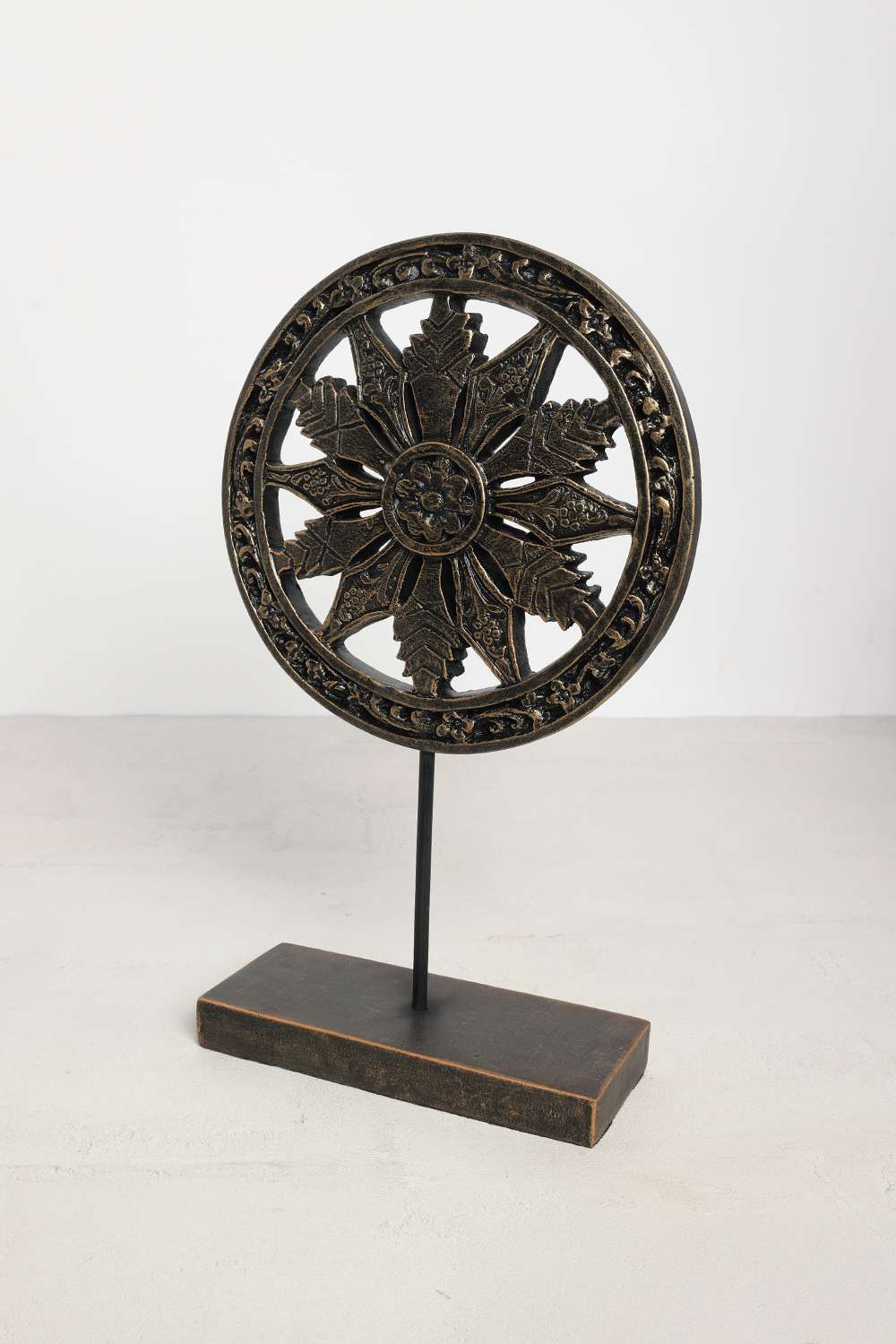Global-Indian-Polyresin-Yoroka-Konark-Wheel-Objet