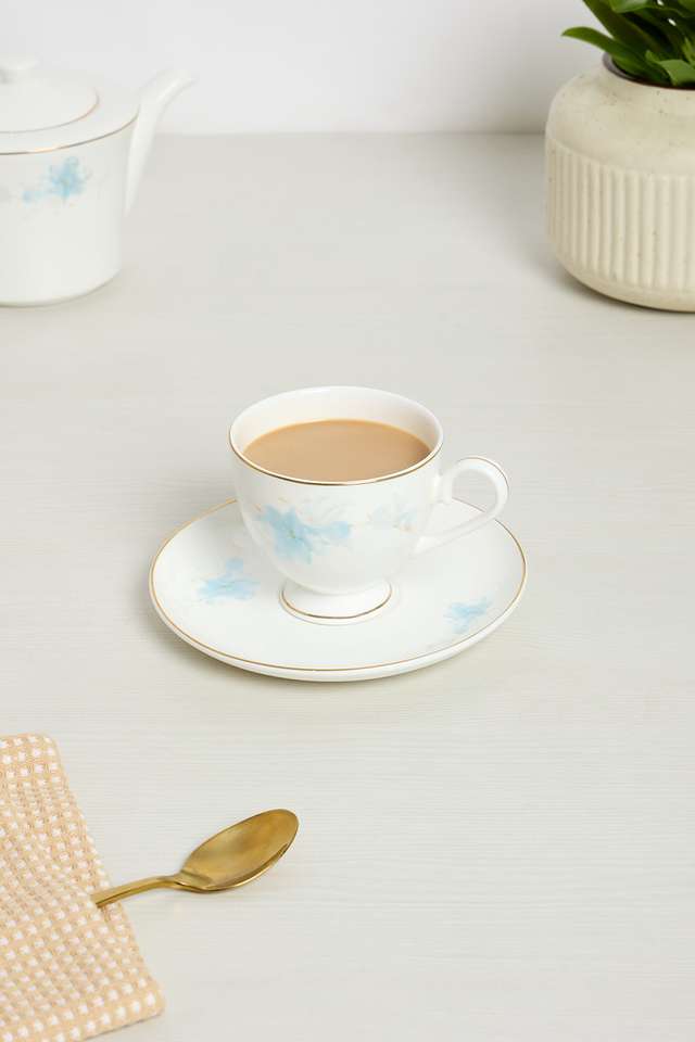 Po-Azure-Finebone-Wht-Cup-&-Saucer220-ml