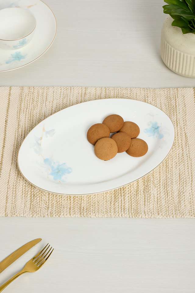 Po-Azure-Finebone-Wht-Oval-Platter-32-cm