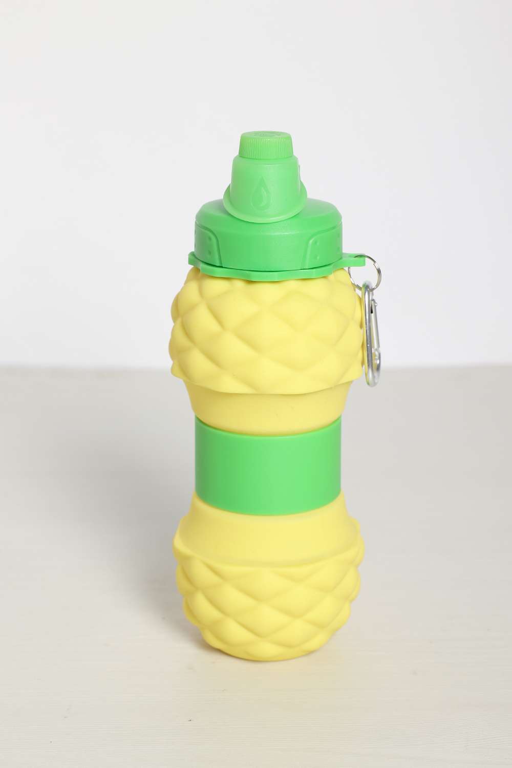 Squishy-Fruit-Silicone-Yellow-Collapsible-Bottle-700Ml