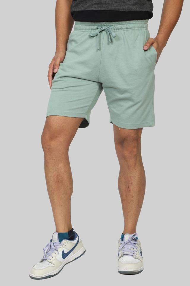 Solid-Blended-Fabric-Regular-Fit-Men-s-Shorts