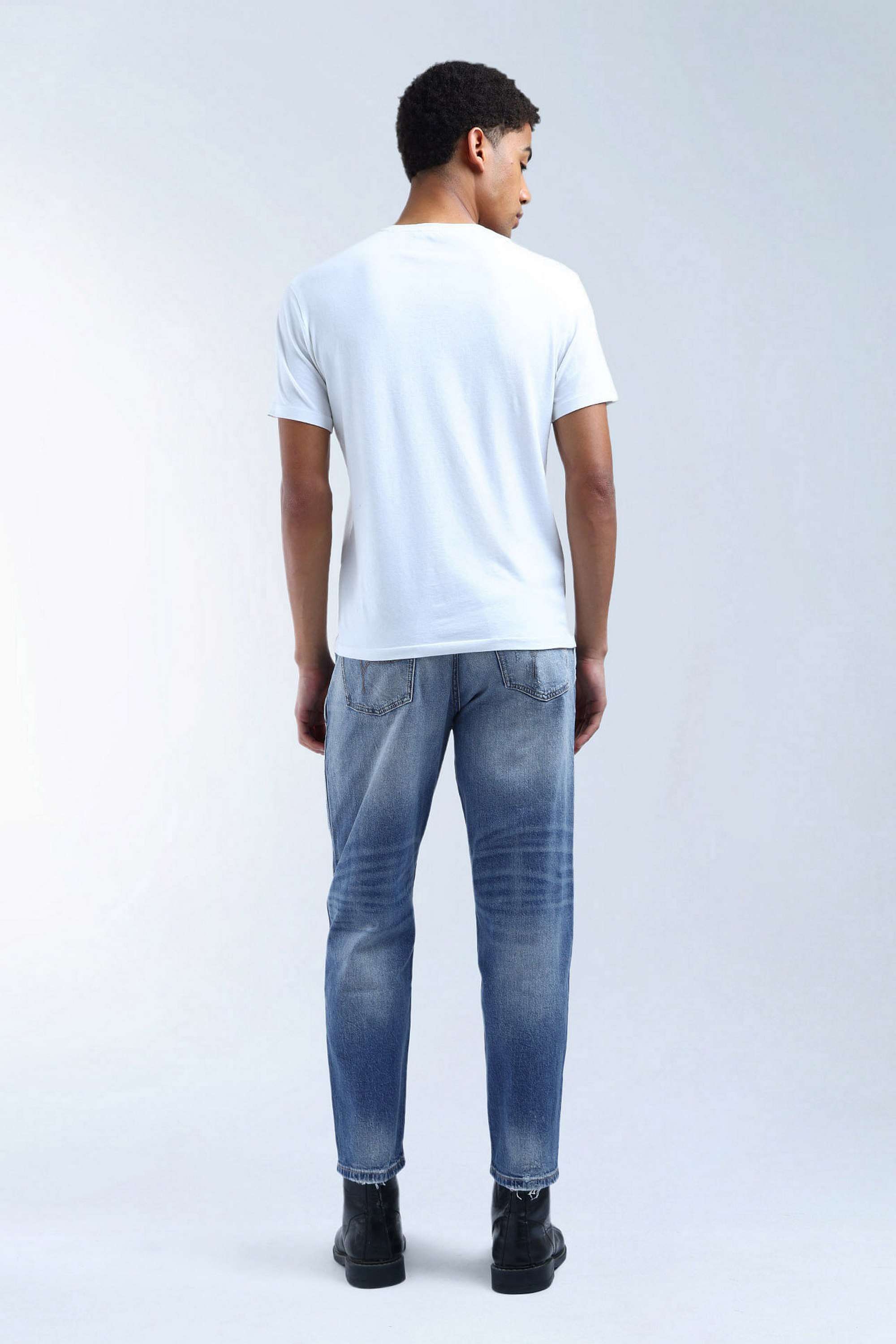 Light-Wash-Blended-Fabric-Relaxed-Fit-Men-s-Jeans