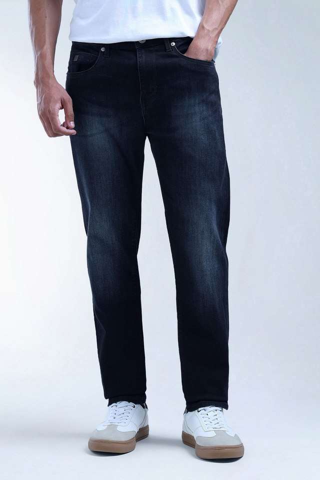 Light-Wash-Blended-Fabric-Tapered-Fit-Men-s-Jeans